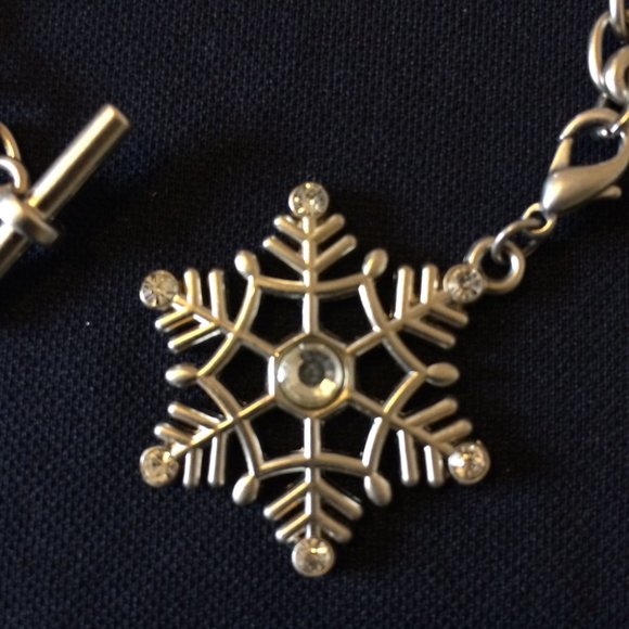 Snowflake Bracelet - Picture 2 of 2